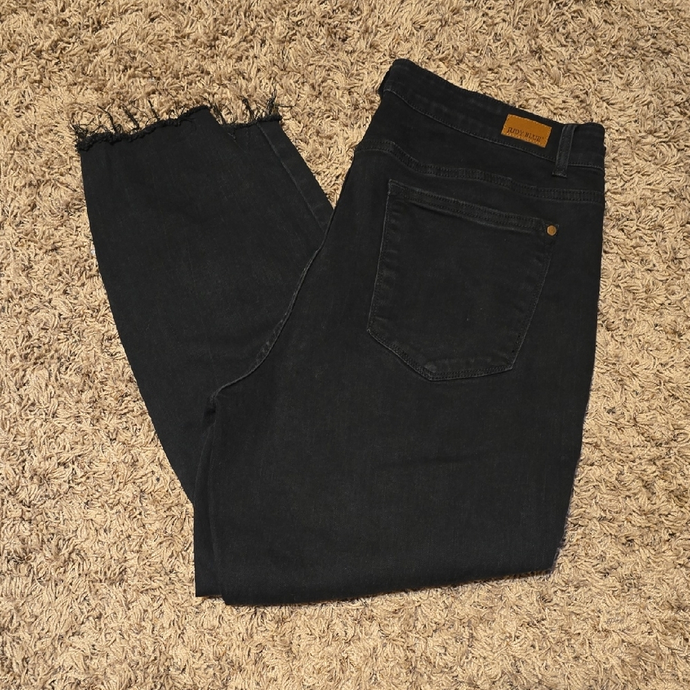 Judy Blue Black Ankle Jeans